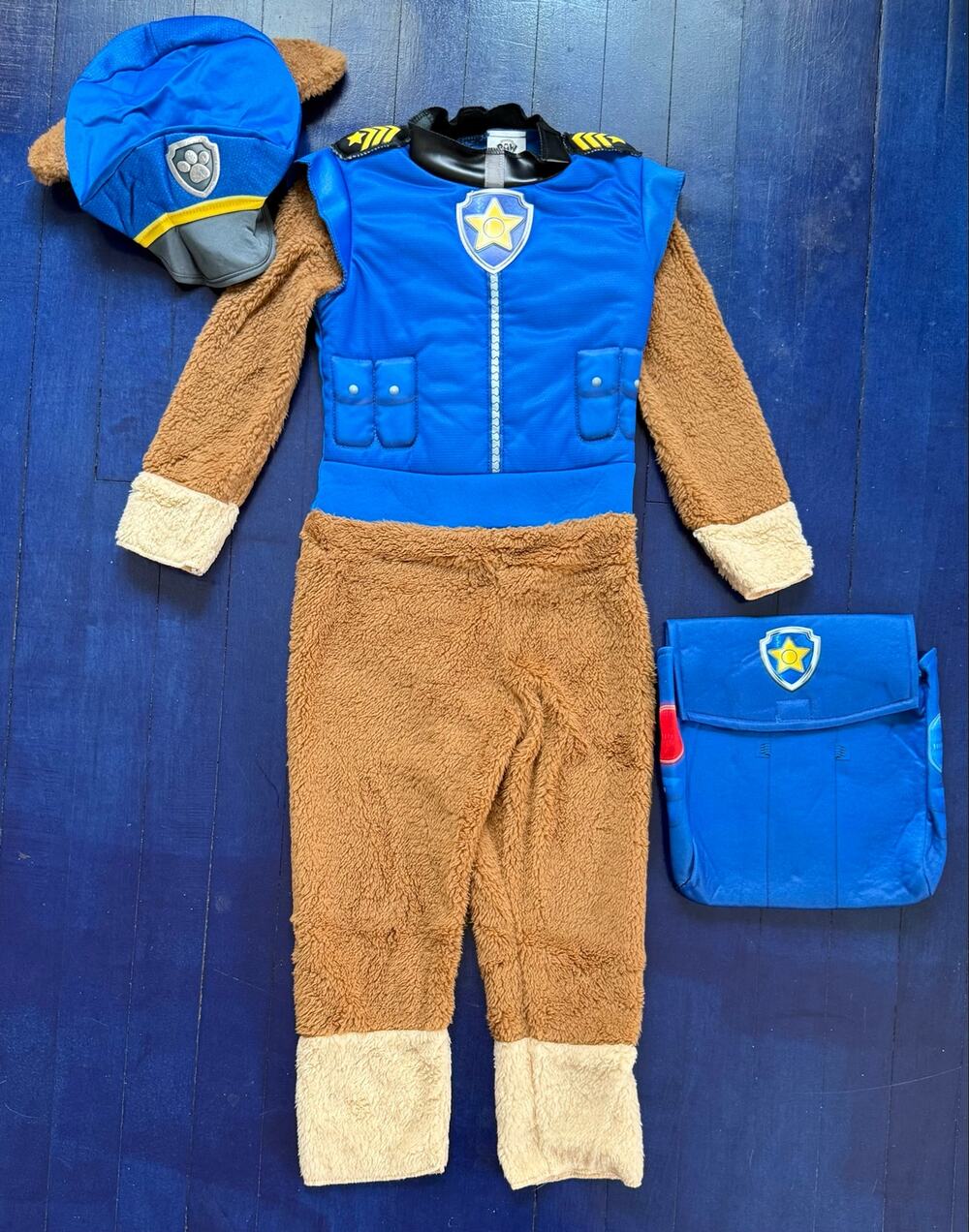 Nickelodeon Paw Patrol Chase Halloween Costume Size 3T / 4T Dog Police NEW